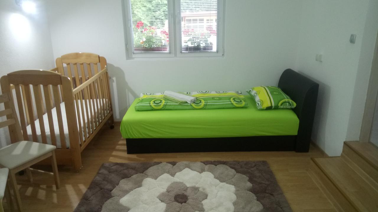 Vila Kuca Delic Racic Exteriér fotografie